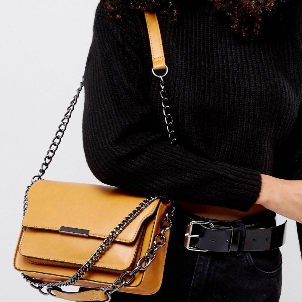 New Look Chain Cross Body Bag